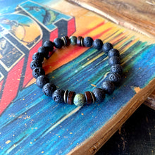 Load image into Gallery viewer, Bokeelia // Black Lava &amp; Seagrass Bead Bracelet
