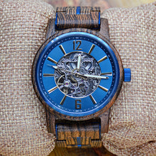 Load image into Gallery viewer, Captain - Snakewood Watch
